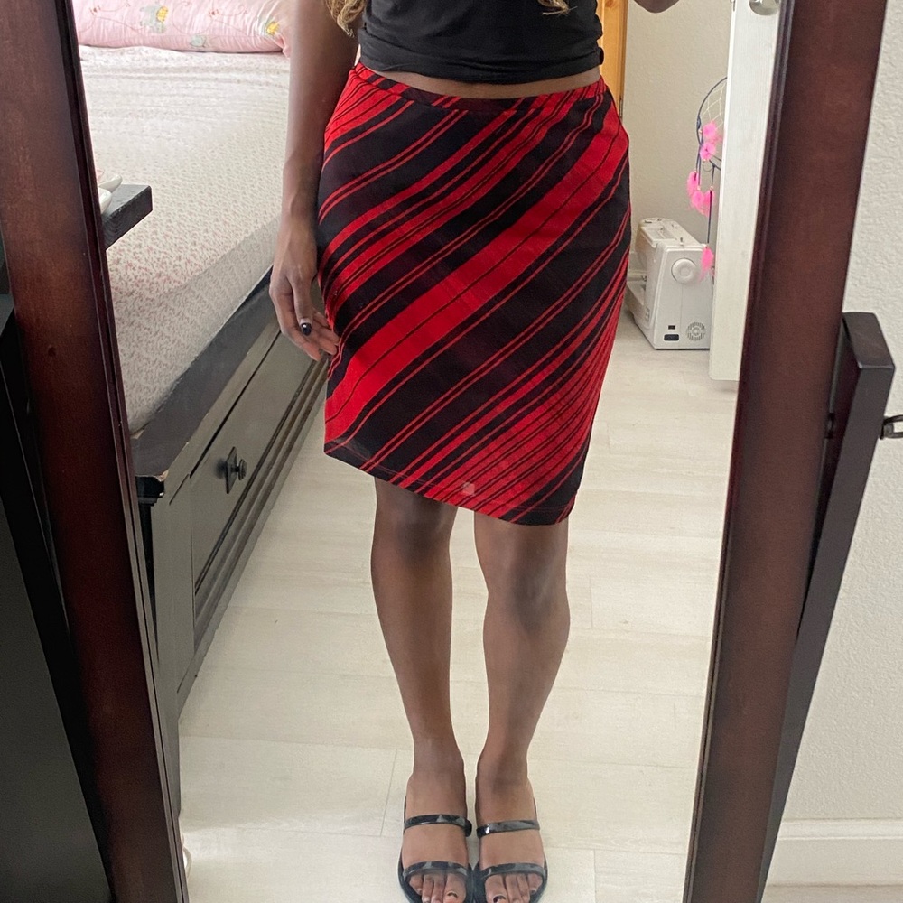 Express Size small Black and Red Striped midi skirt